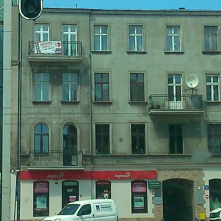 אכסניה Fresco & *